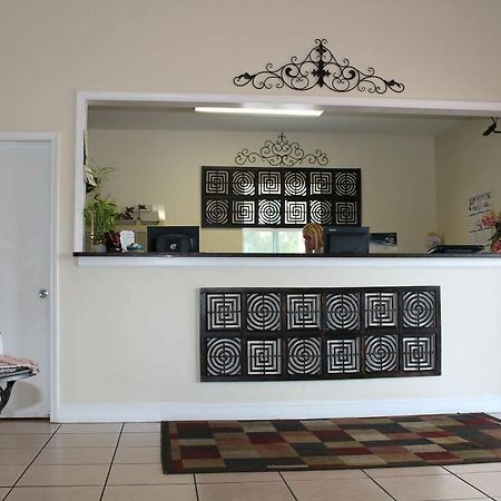 קינגסלנד Travelers Inn מראה חיצוני תמונה