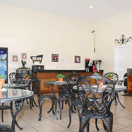 קינגסלנד Travelers Inn מראה חיצוני תמונה